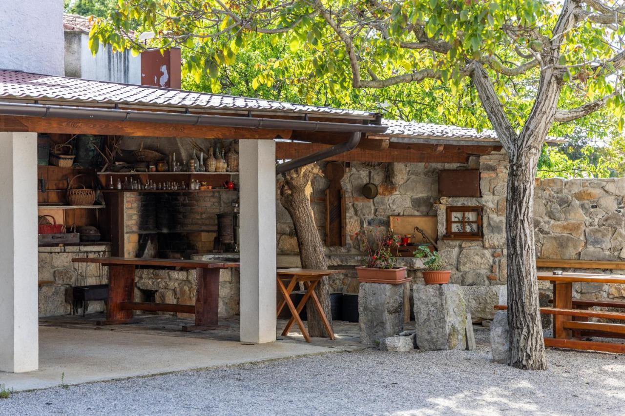 Domacija Mirko Bed and Breakfast Miren Εξωτερικό φωτογραφία